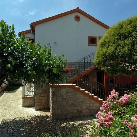 Funtana-Mia Rooms B&B Esterno foto