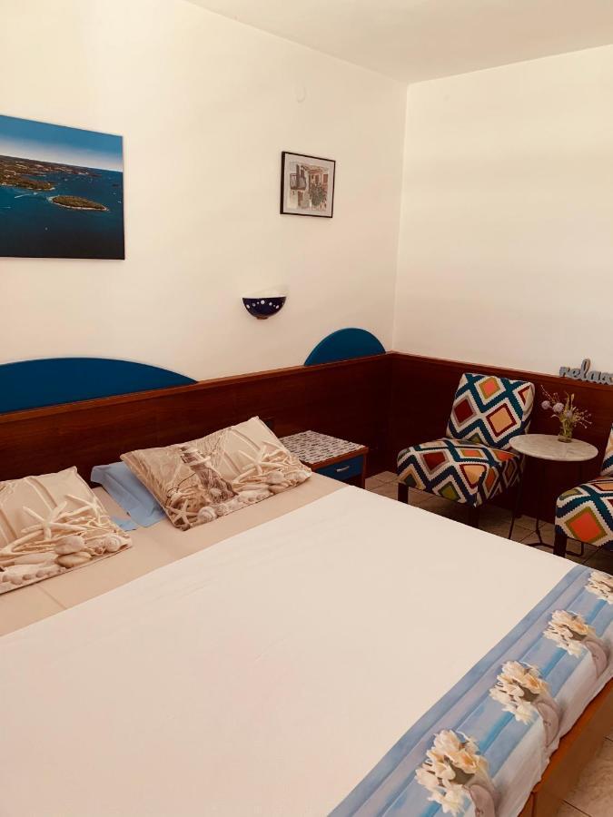 Funtana-Mia Rooms B&B Esterno foto
